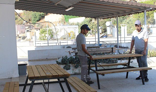 Antalya’da Okul ve Kamu Alanlarına Bank ile Piknik Masası Desteği Sürüyor