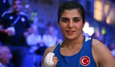Busenaz Sürmeneli Çeyrek Finale Ulaşan Türk Boksörün Yolculuğu ve Başarıları