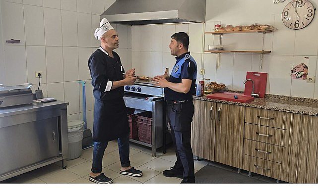 Çocuklarımızın Sağlığı İçin Okul Kantinlerinde Düzenli Denetimlerle Gıda Güvenliği Sağlanıyor