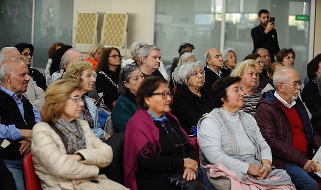 Karşıyaka Belediyesi 3. Yaş Üniversitesi için yeni dönem hazırlıkları ve kayıtlar başlıyor