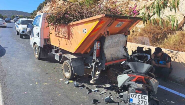 Kaş-Seydikemer Yolunda Üzücü Motosiklet Kazası: Ağır Hasar ve Sonrası