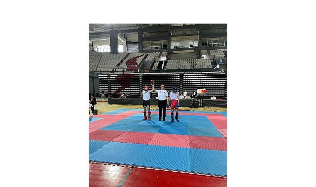 Kemer Belediyesi Kick Boks Takımı Zafer Kupası’nda 6 Madalyayla Döndü