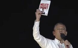 Millete Emanet Kitabı: Önsöz ve Son Sözün Paylaşımlı Yolculuğu