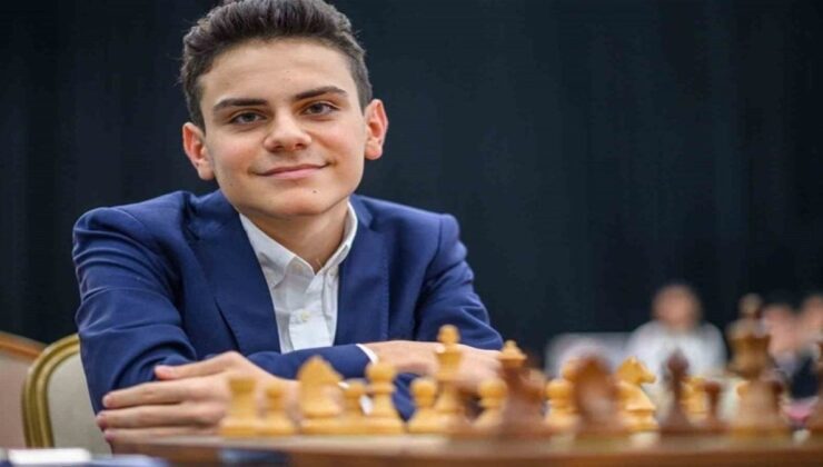 Osman Aşkın Bak’tan Ediz Gürel’e Gurur Dolu Tebrik: Gukesh’i Yenerek Tarihi Başarı