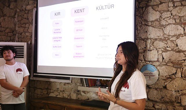 Süvarilerin İzinde: Çeşme’nin Kurtuluş Hikayesini Yeniden Keşfetmek